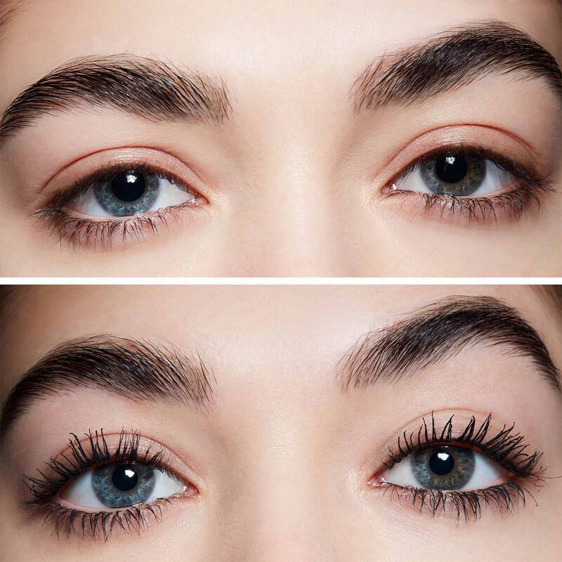 MAC In Extreme Dimension 3D Black Lash image number 3